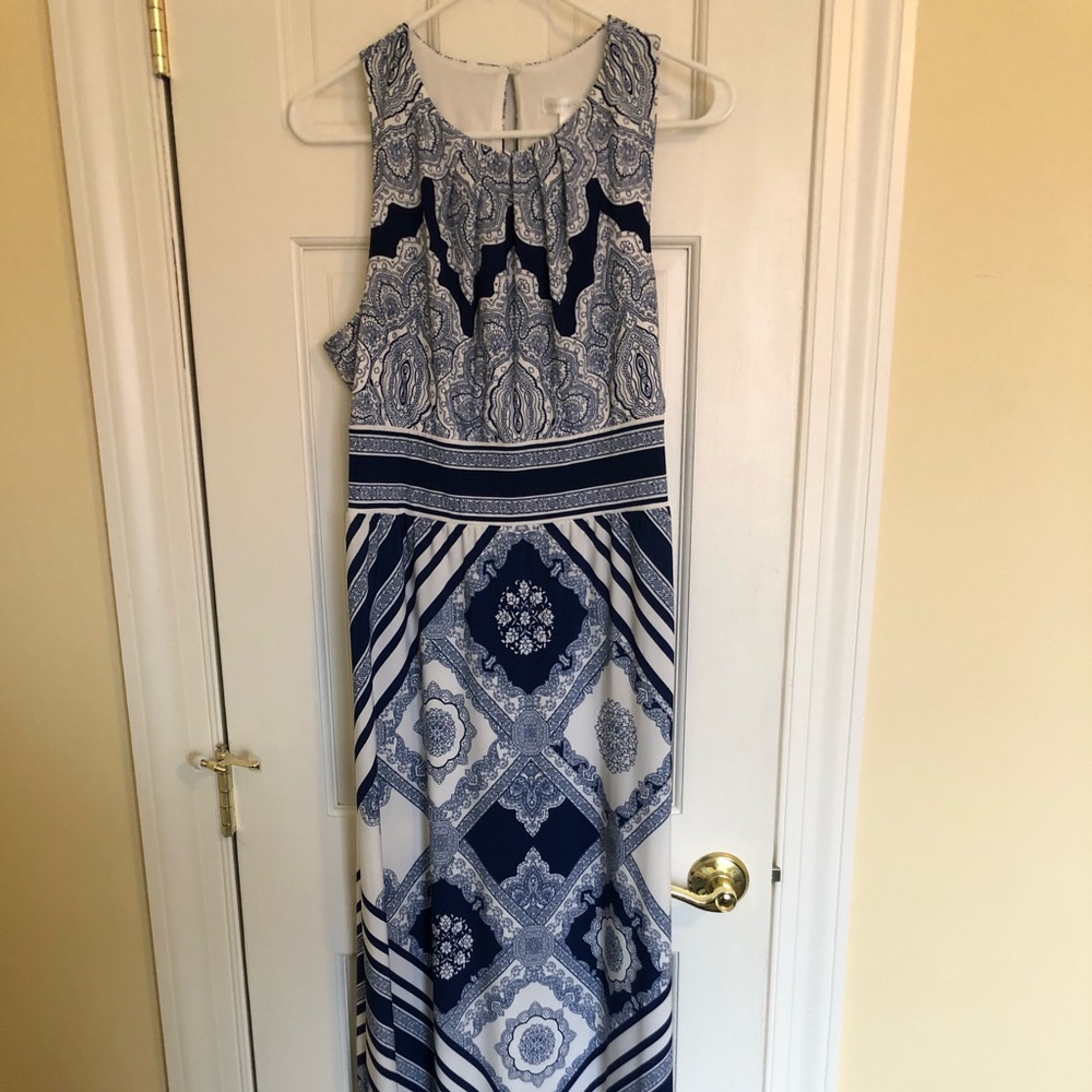 Blue and white floor length sun dress!
